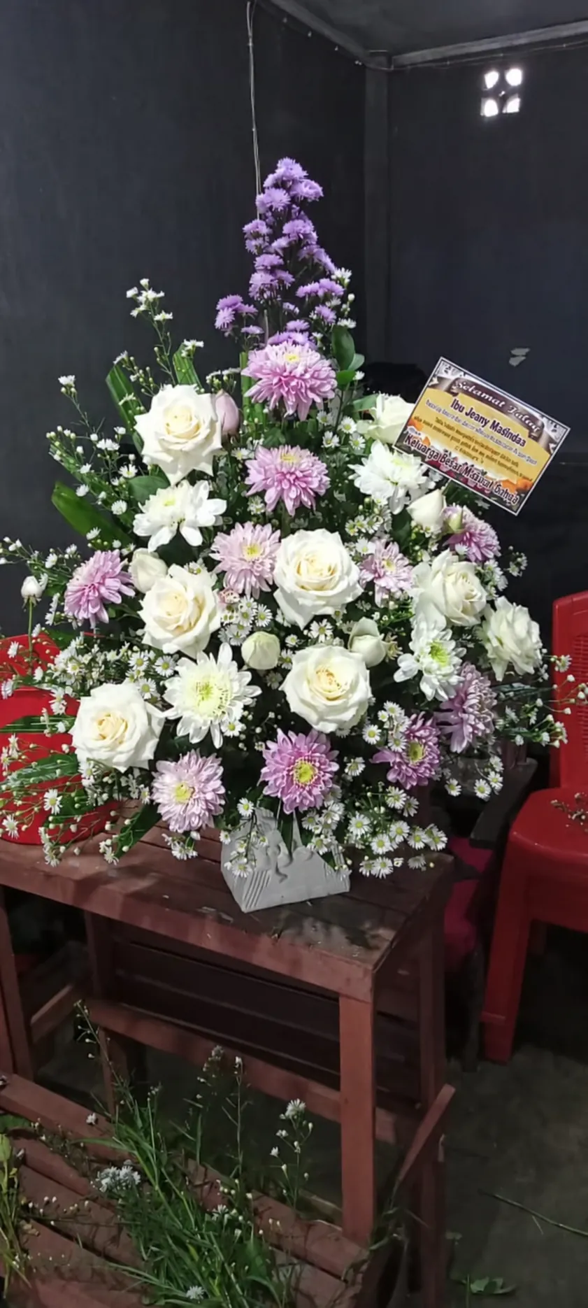 Bunga Meja Mawar Krisan Putih Ungu