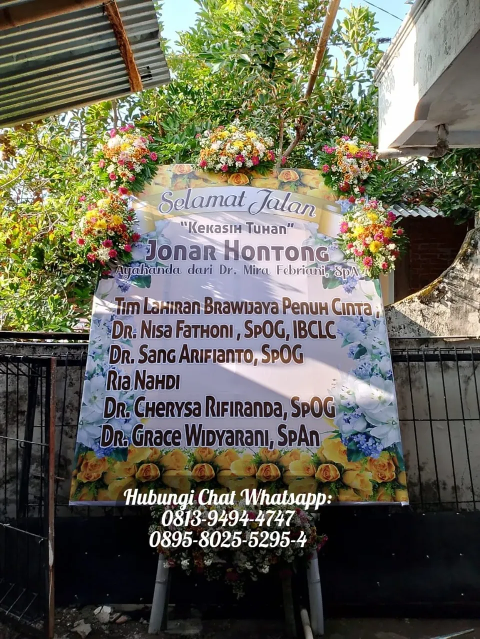 Papan Duka Cita Cream Kuning