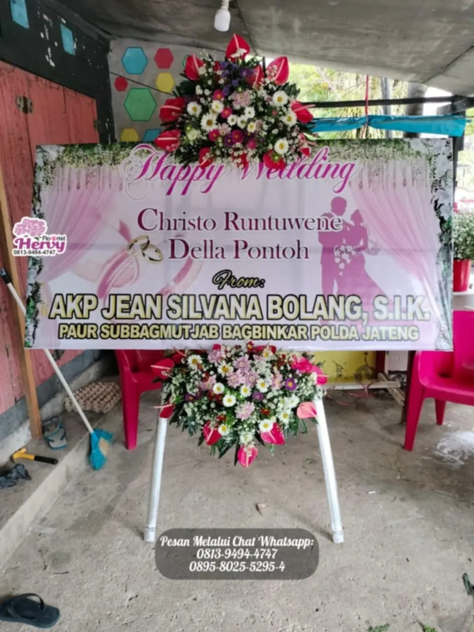 Papan Pernikahan Pink Tirai