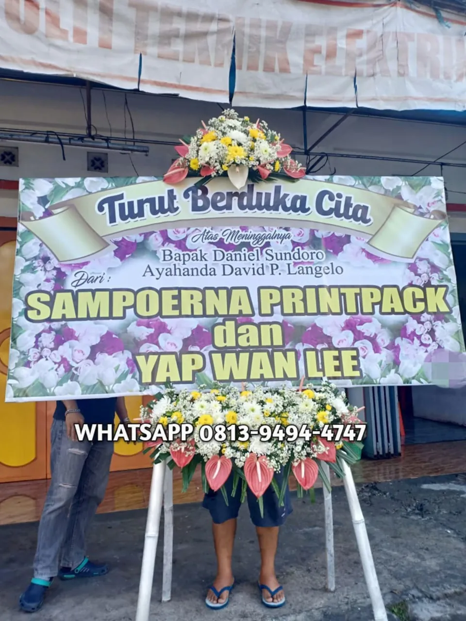 Papan Duka Cita Putih Ungu